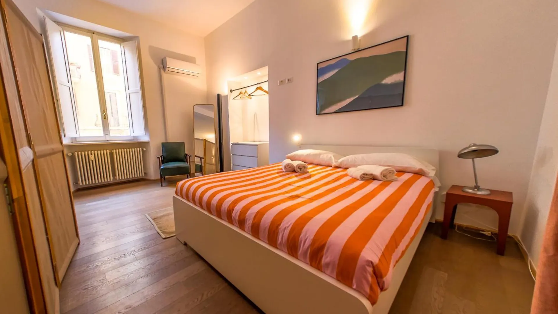 Pop Apartment In The Heart Of Trastevere 4 Guests Rome Italy
