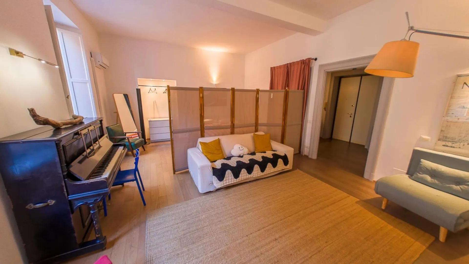 Pop Apartment In The Heart Of Trastevere 4 Guests Rome
