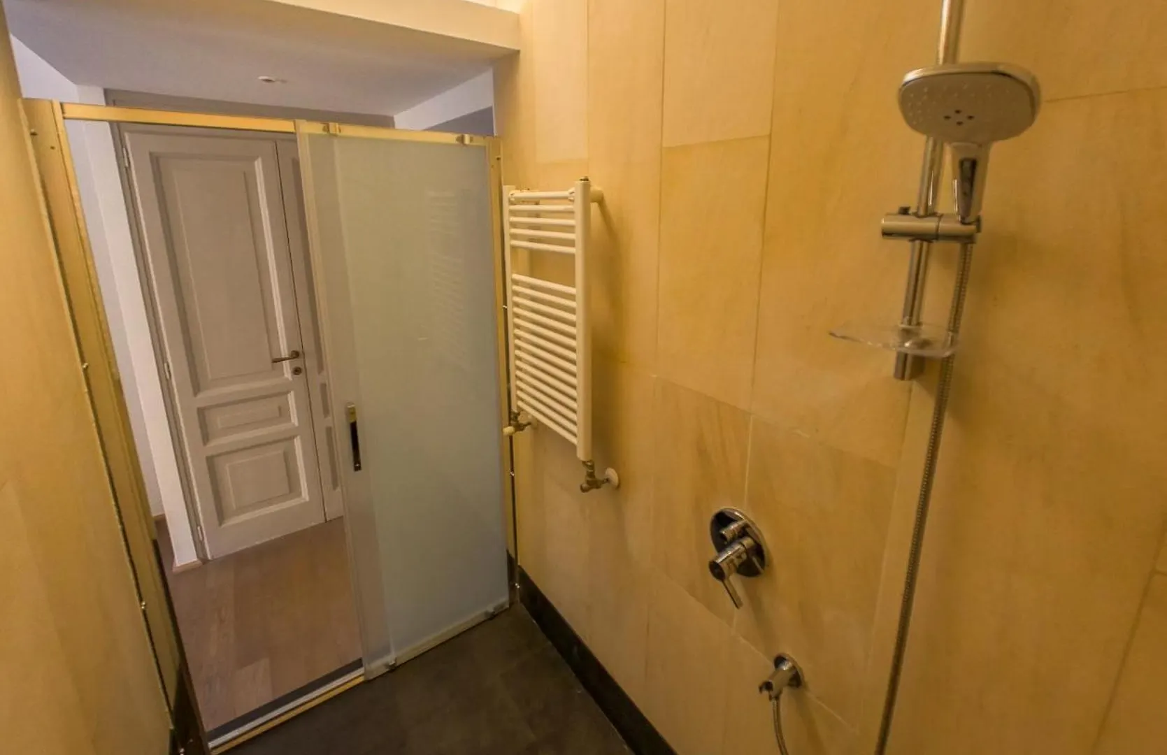 Pop Apartment In The Heart Of Trastevere 4 Guests Rome 0*,