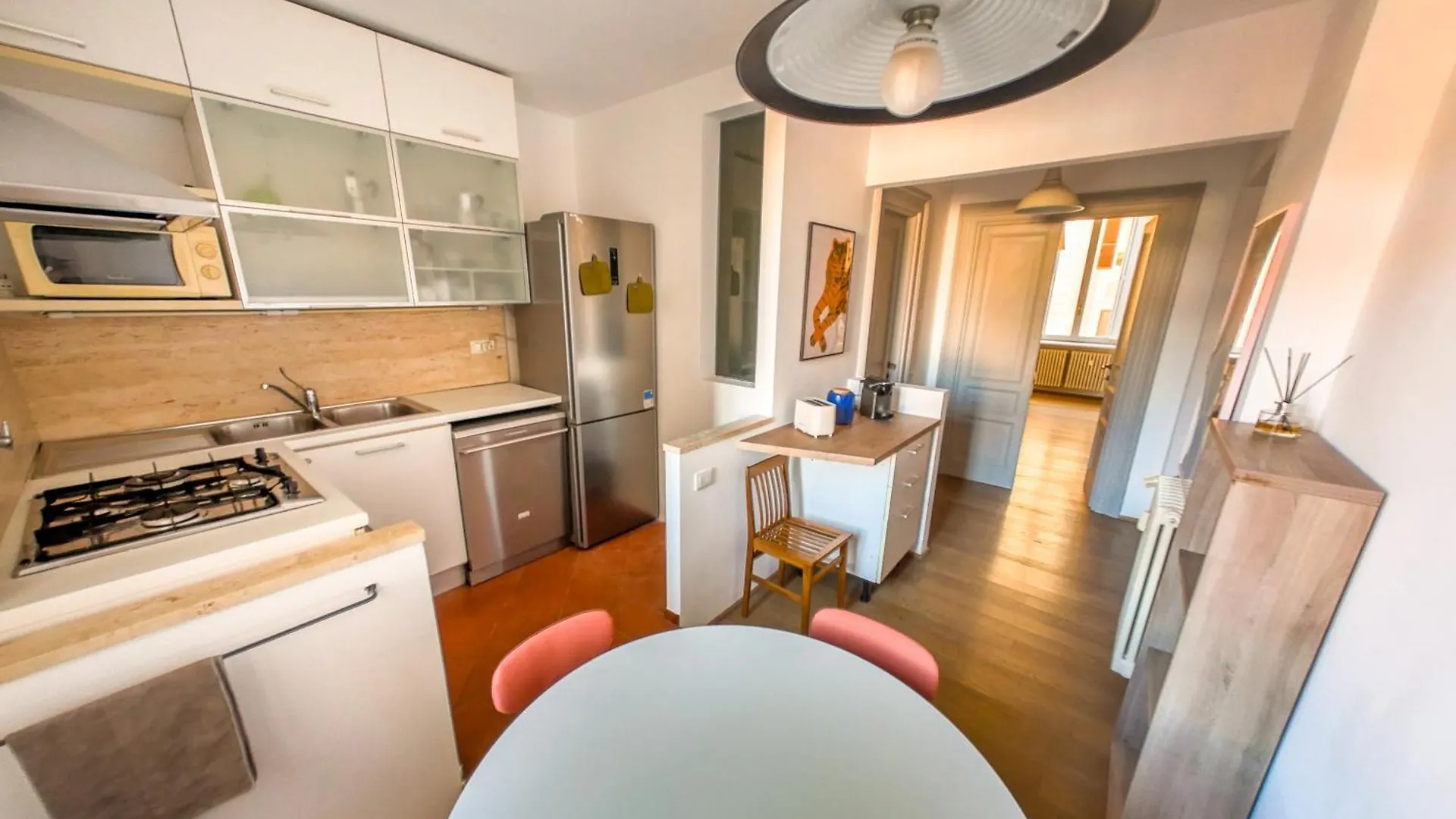Pop Apartment In The Heart Of Trastevere 4 Guests Rome