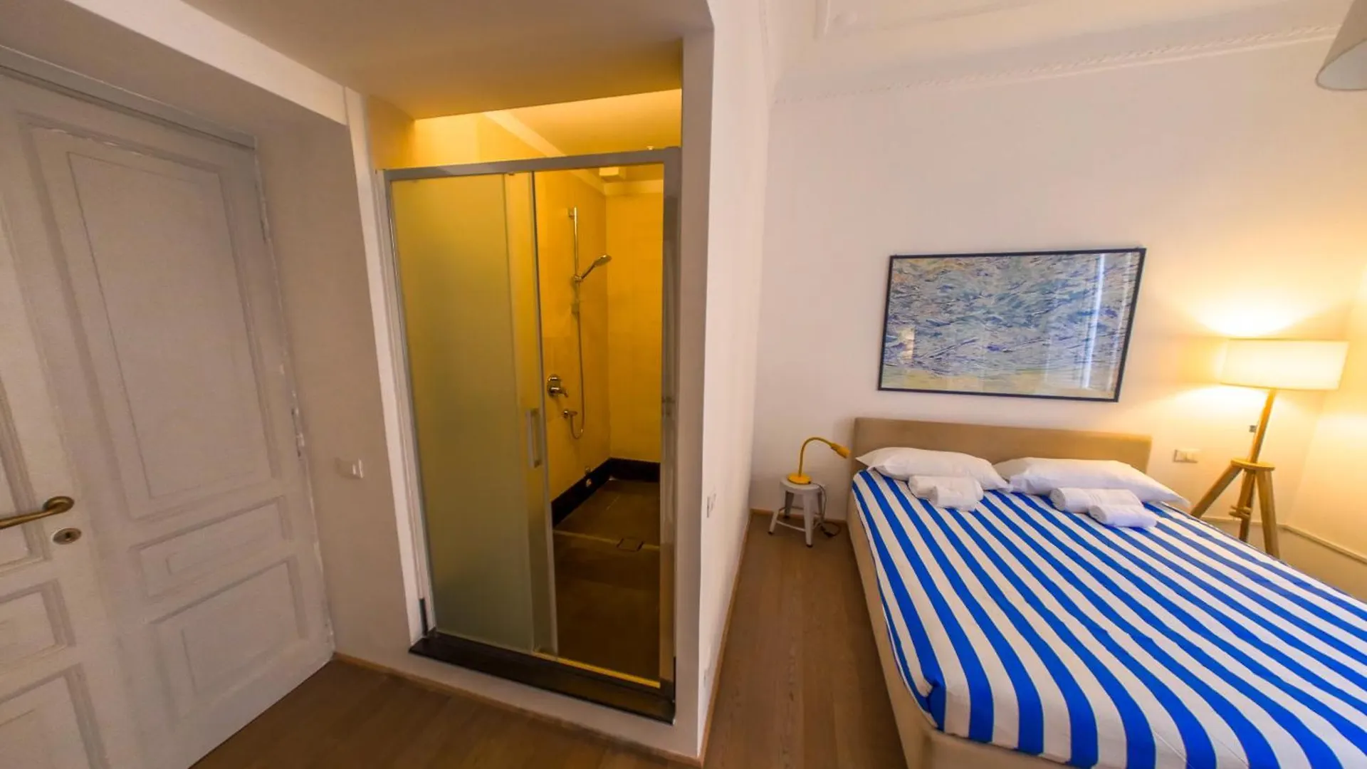 Pop Apartment In The Heart Of Trastevere 4 Guests Rome