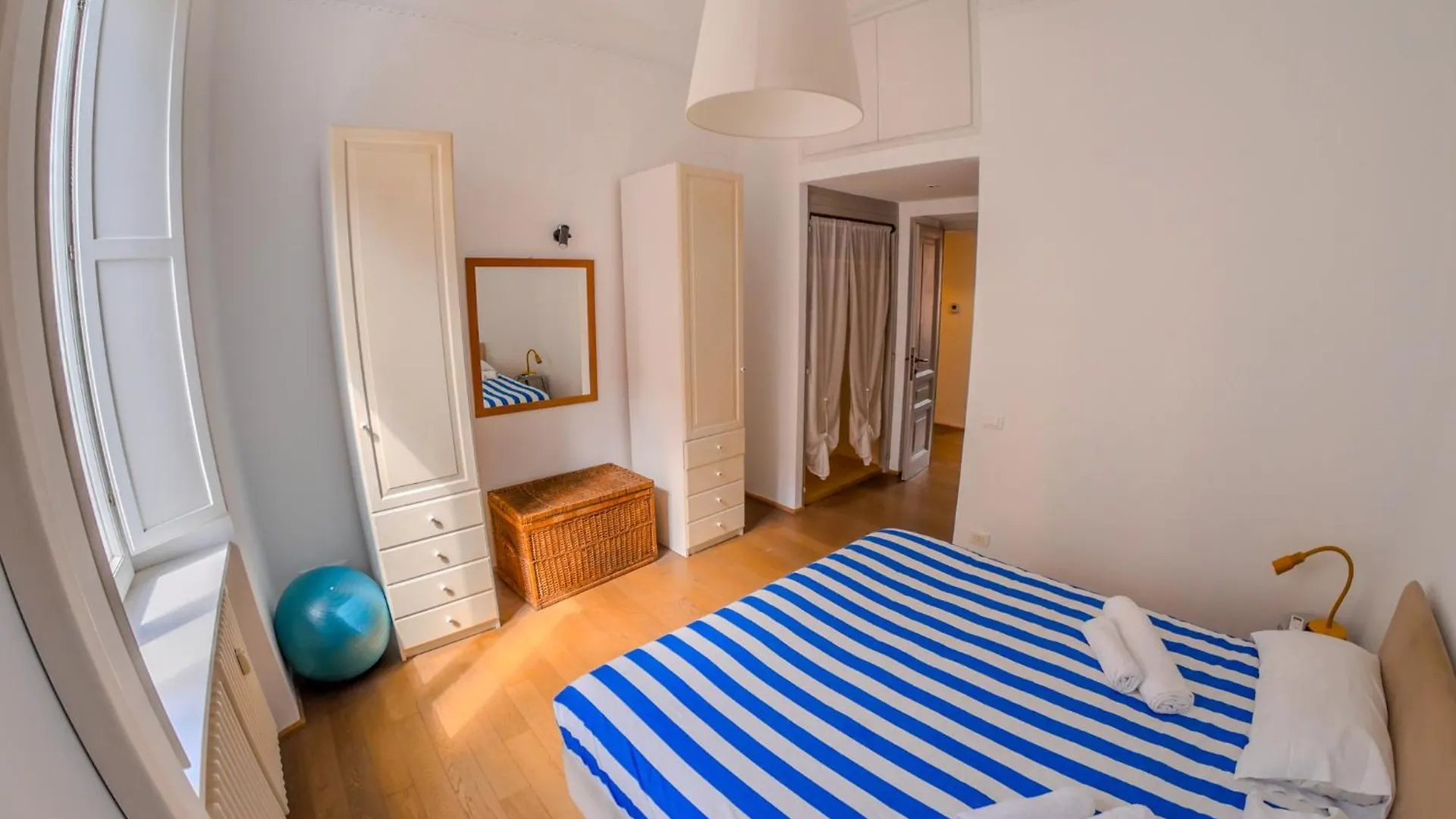 Pop Apartment In The Heart Of Trastevere 4 Guests Rome