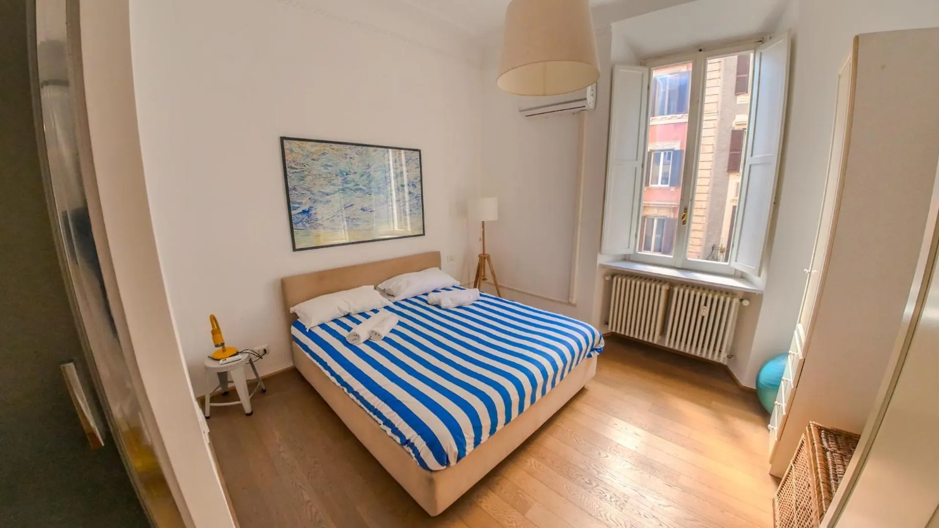 Pop Apartment In The Heart Of Trastevere 4 Guests Rome 0*,