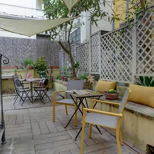 Apartment Colosseo Secret Garden - And, Rome